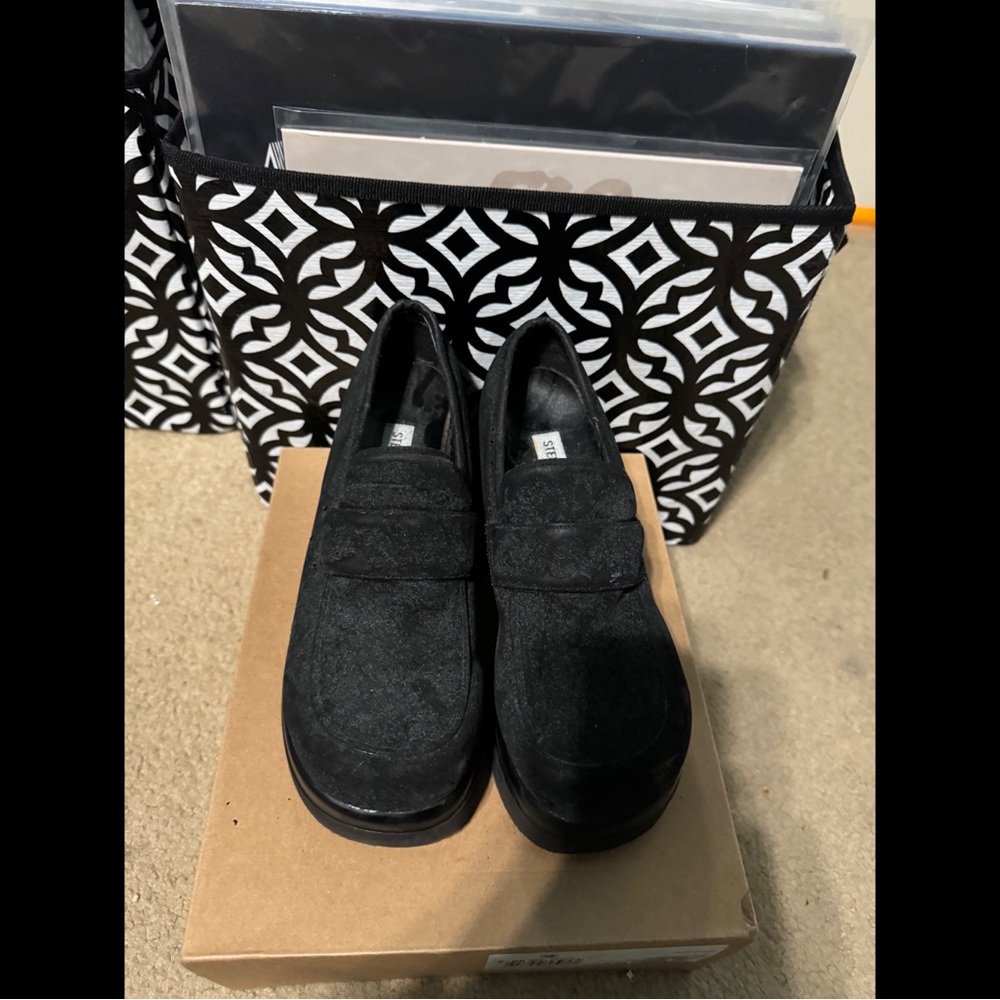 Steve Madden Black Suede Loafers